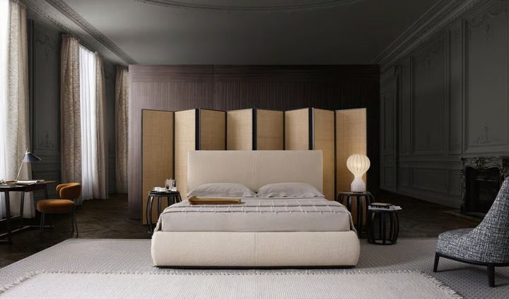 Maxalto PRIVATUS – ширма из рафии на опоре из экструдированного алюминия для разделения комнаты, дизайнер Антонио Читтерио.