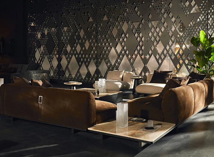 Диван JOEY, коллекция JR Home от John Richmond, Formitalia Group в сотрудничестве с Marco Casamonti & Partners &mdash; Salone del Mobile 2026