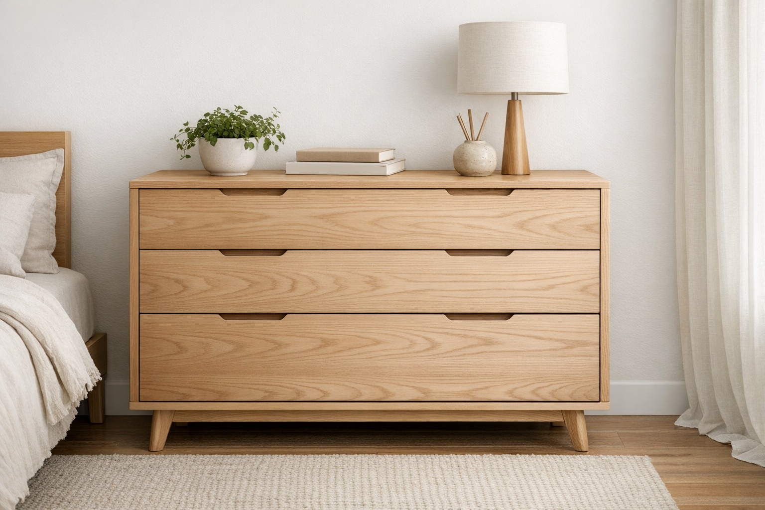 Как выбрать комод в спальню: секреты и рекомендации