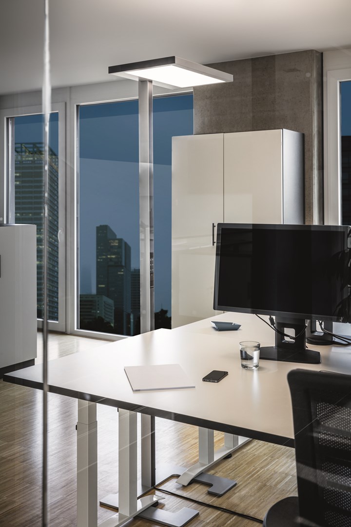 Vitawork — новая лампа для полного освещения комнаты или кабинета