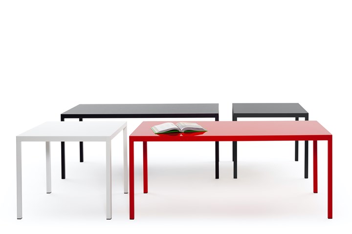 Passepartout — это система столов из экструдированного алюминия, отличающегося хорошей безопасностью и противоударностью
