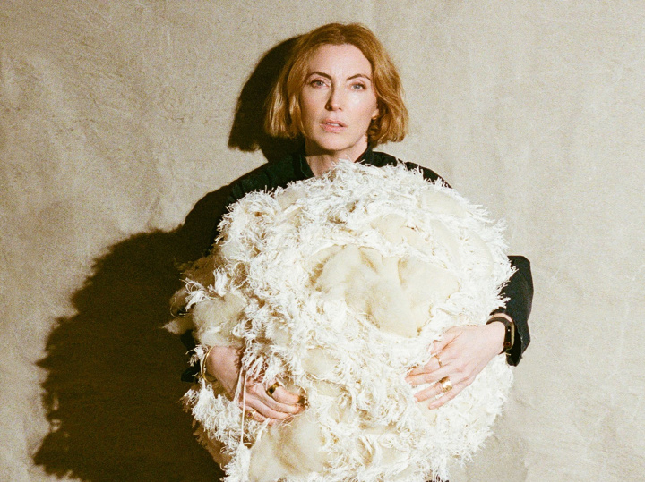 Поэзия материалов: инсталляция Фэй Тугуд для Tacchini