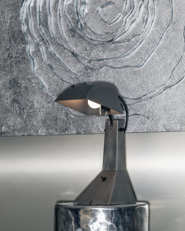 Эстетика несовершенства и ручной работы.