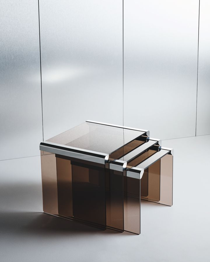 Столик T35 Tris, дизайн Пьеранджело Галлотти, 1975. Фото: Carlotta Manaigo