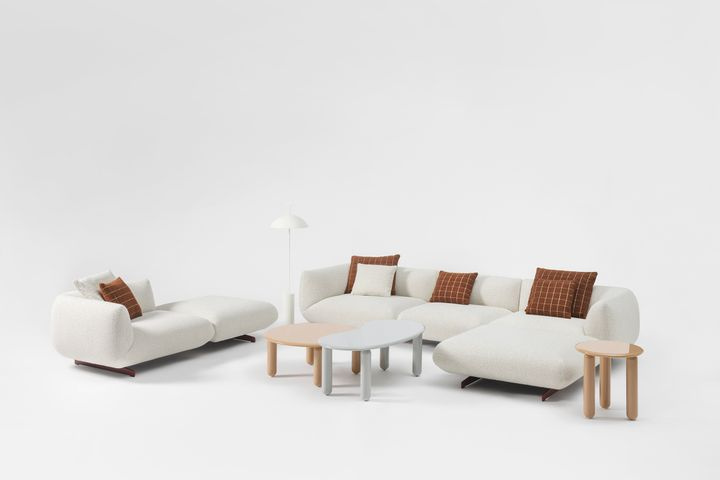 Диван SUPER TUBBY в интерьере гостиной.