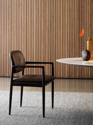 Стул в столовую Minotti Yoko dining