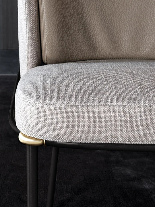 Стул в столовую Minotti Fil Noir