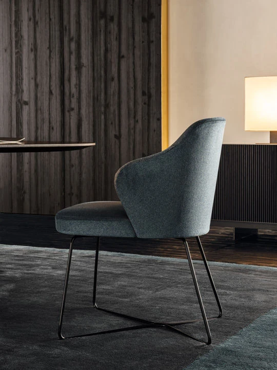 Стул в столовую Minotti Leslie Dining