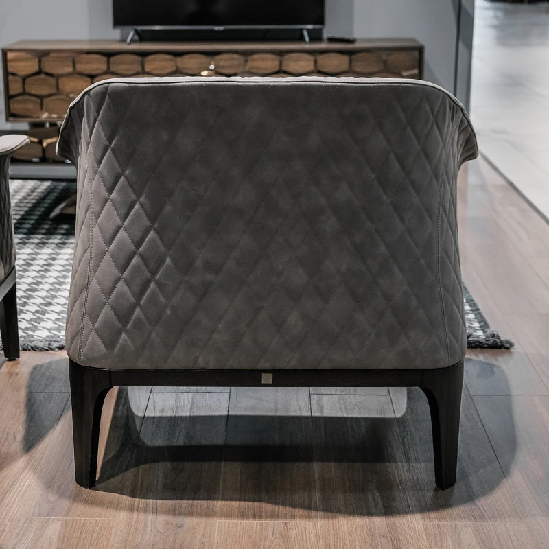 Кресло Tiffany Tonin Casa Modern 100 x 82 x 80h nc64477