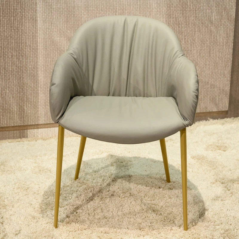 Стул с подлокотниками Olympia Tonin Casa Modern News 57 x 61 x 84h nc105100