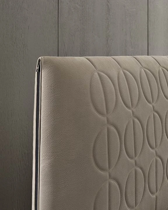 Кровать Minotti Curtis