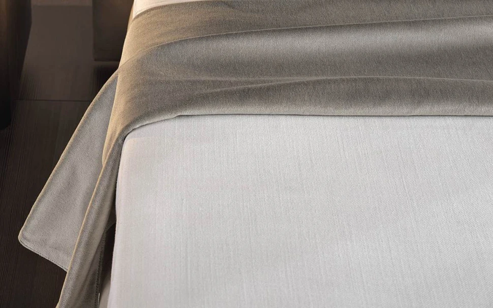 Кровать Minotti Curtis