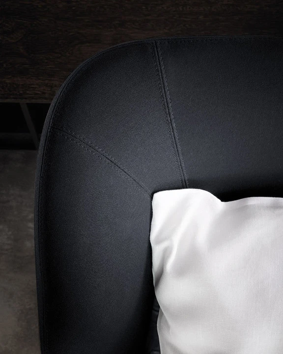 Кровать Minotti Reeves Bed