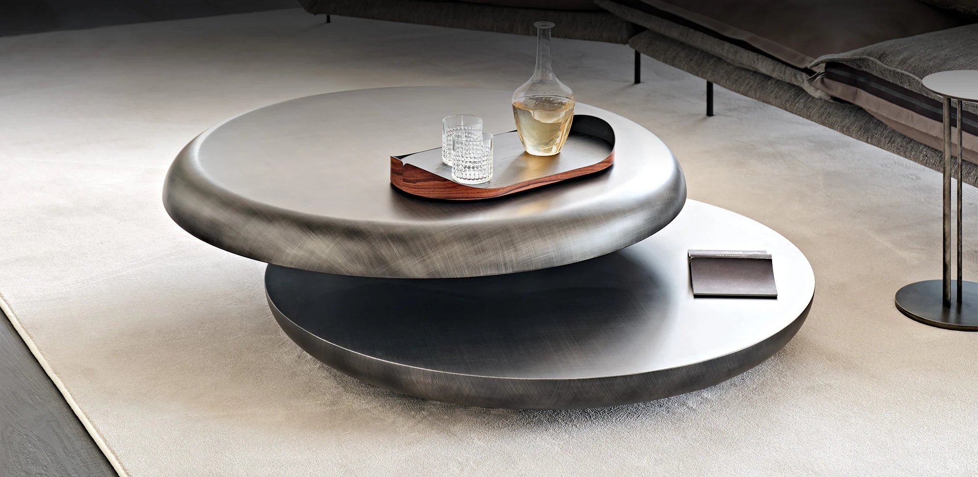 Журнальный стол Cattelan Italia Yo-yo Brushed