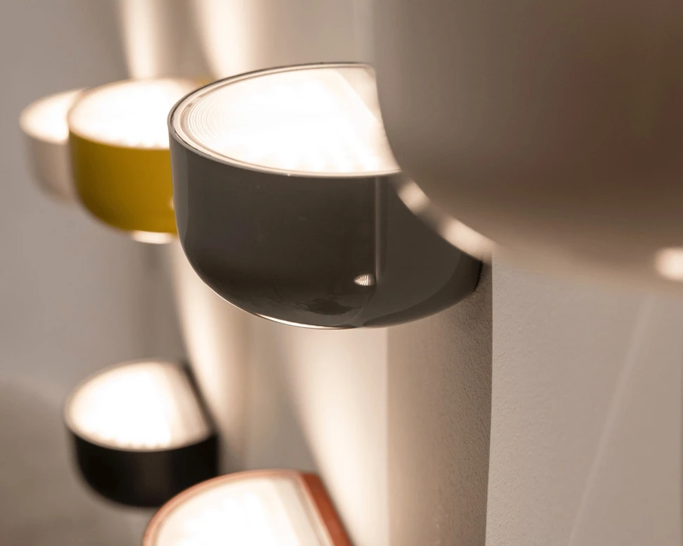 Настенный светильник Flos Bellhop Wall Up
