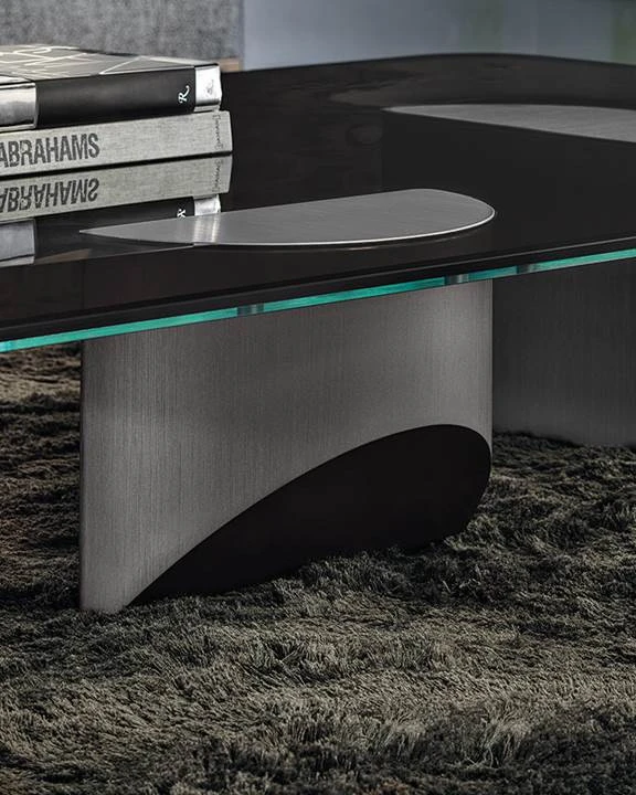 Журнальный стол Minotti Wedge