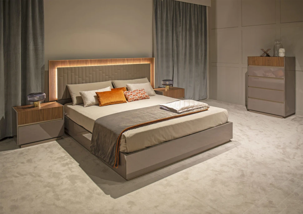 Комод высокий Corso Como Alf Italia Corso Como 83,9 x 52,6 x 129,9h nc92117