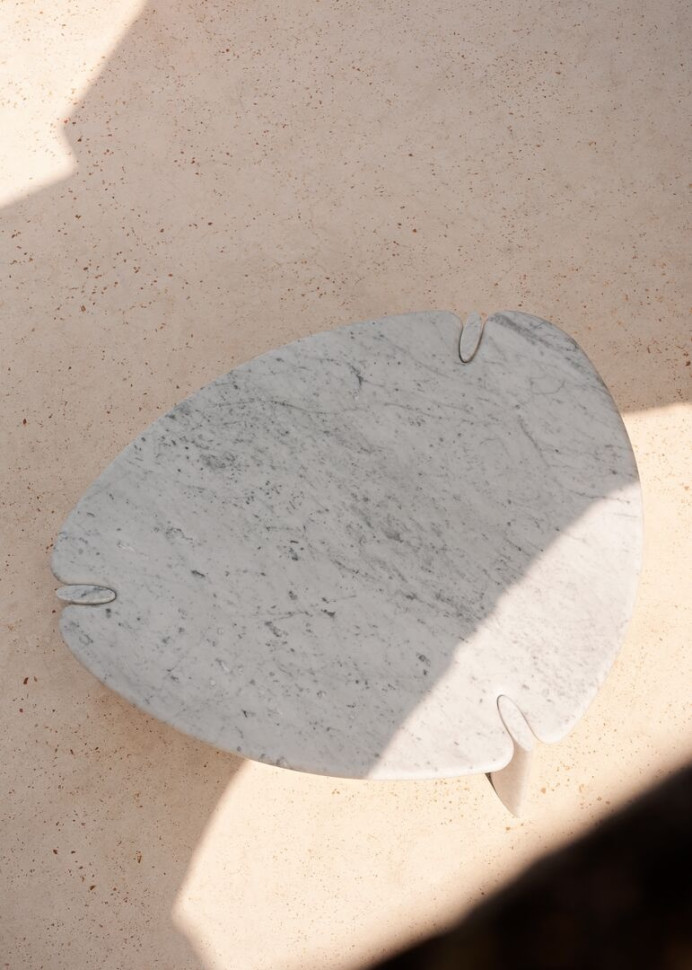 Стол Baxter Isamu stone