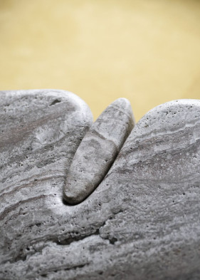 Стол Baxter Isamu stone