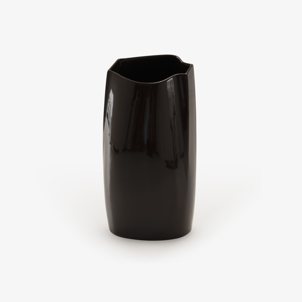 Ваза Ligne Roset Morph - материал