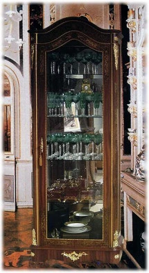 Витрина Mice Hermitage 2762/P