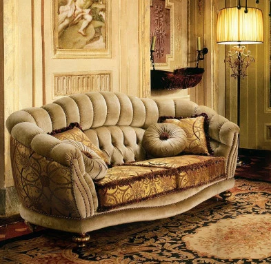 Диван Lucilla Sat export Classico Lucilla 2 posti