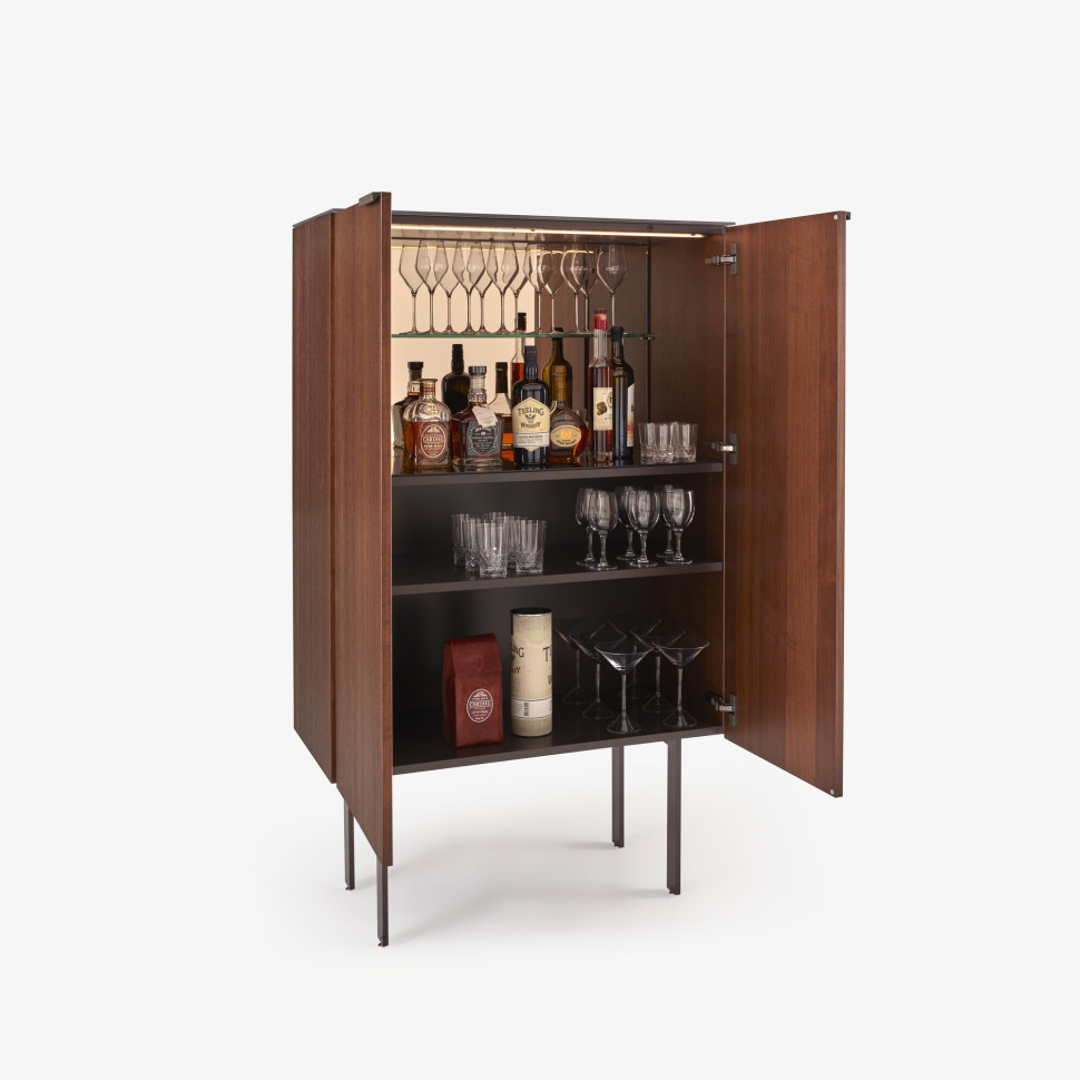 Бар Ligne Roset Selvans