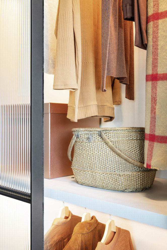 Шкаф Novamobili Layer Sliding Door