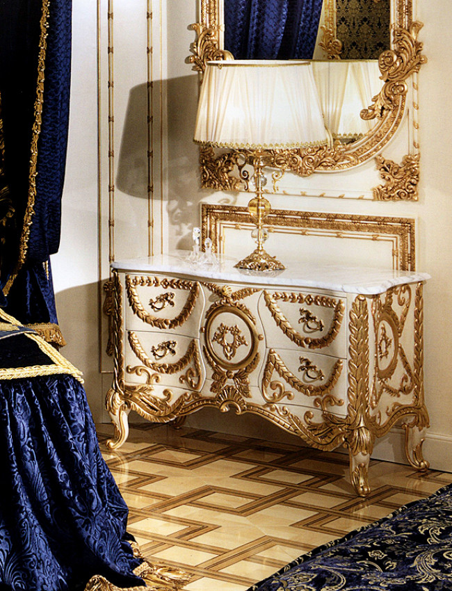 Тумбочка Luigi xv Francesco molon New empire K98