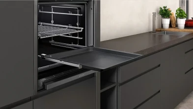Встраиваемый духовой шкаф Neff B58VT68G0