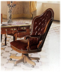 Кресло руководителя Mice Versailles 1809