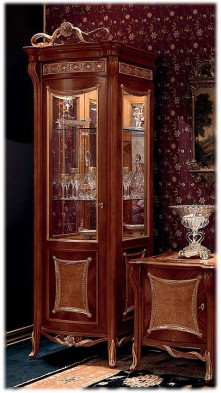 Витрина Rampoldi Opera Lavr 01