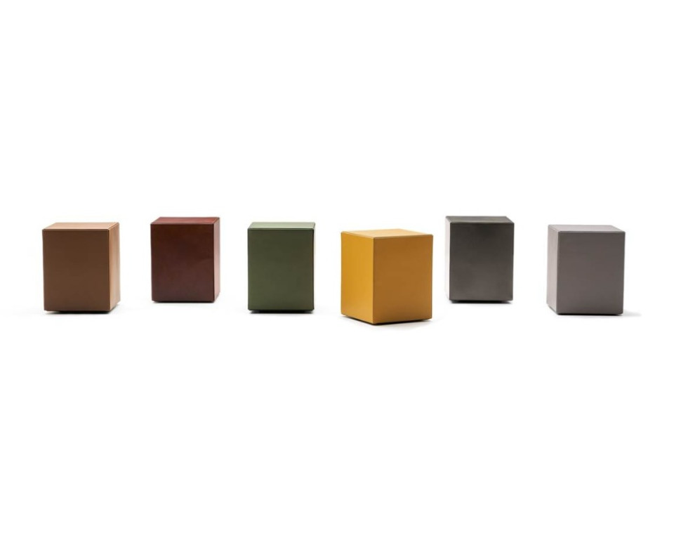 Пуф Minotti Solid Saddle-Hide - стиль