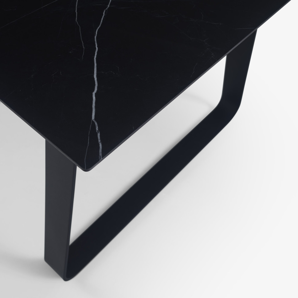 Стол Ligne roset Vilna