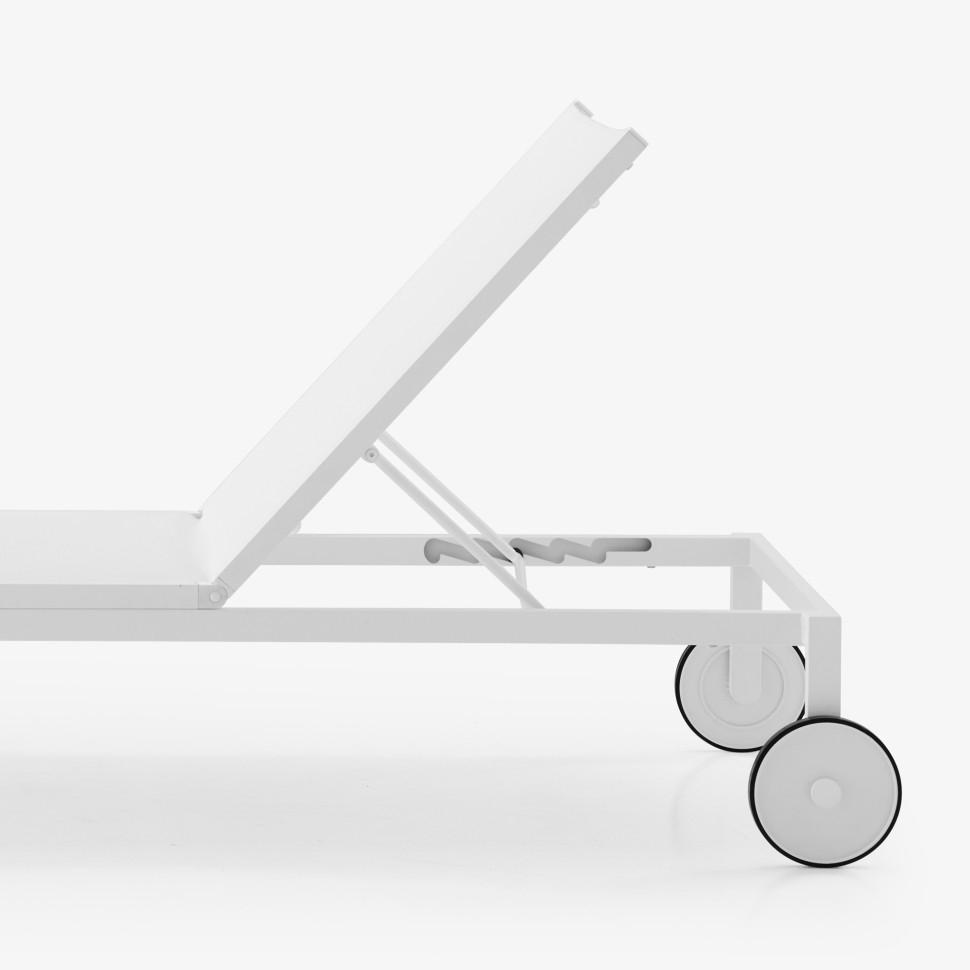 Шезлонг Ligne Roset Lettino - материал