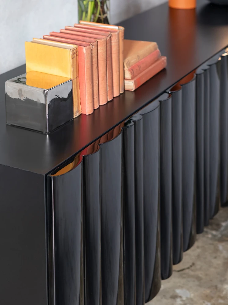 Буфет Tonin Casa Bombè