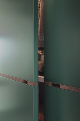 Middle flush-closing Sliding Door