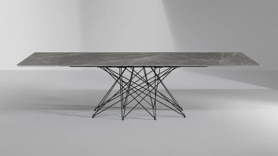 Стол в столовую Bonaldo Octa