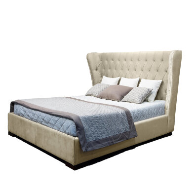Кровать Fratelli Barri Selection 220 x 224 x h143 см, молочный велюр
