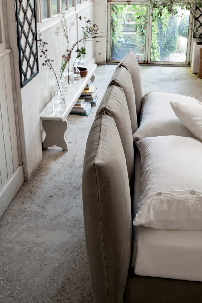 Кровать Veneran Plissè Ethos