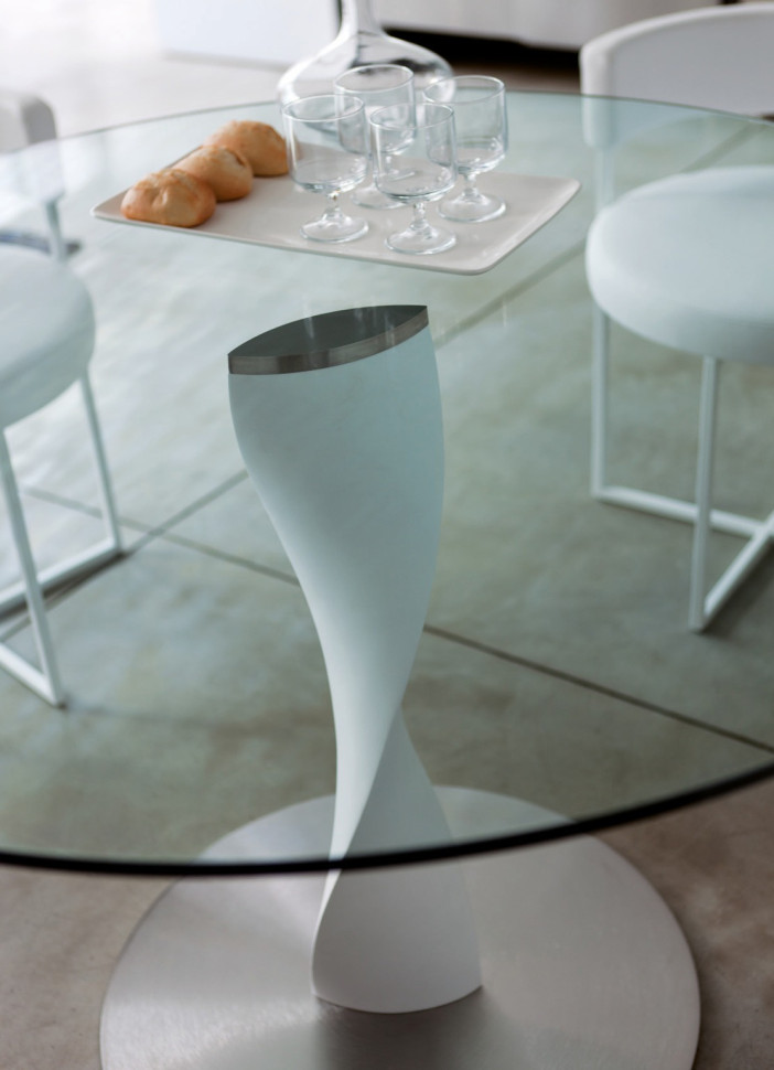 Стол в столовую Porada Spin