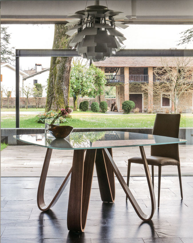 Стол в столовую Tonin Couture 8070Fsv p