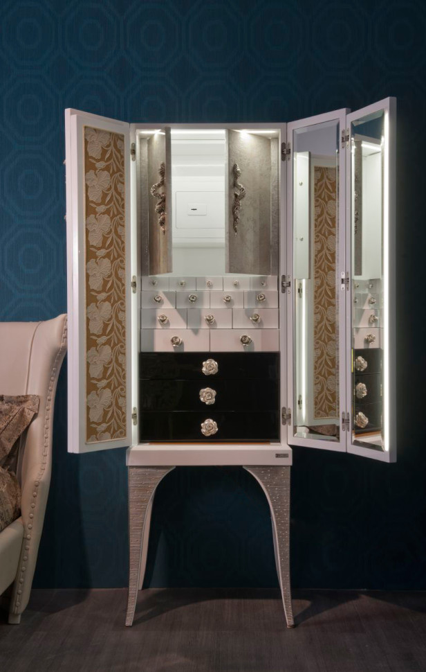 Шкаф для украшений Bizzotto Italia Damme 5010 - материал