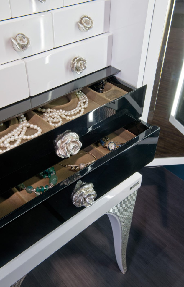 Шкаф для украшений Bizzotto Italia Damme 5010 - стиль