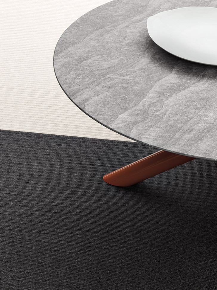 Стол Minotti Van Dyck Outdoor