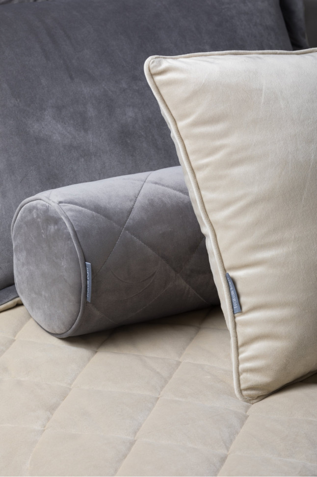 Dafne комплект покрывало с саше и 6 подушками Fratelli Barri Te X Tile 240 x 260 nc59250