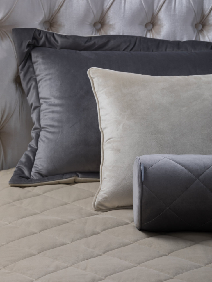 Dafne комплект покрывало с саше и 6 подушками Fratelli Barri Te X Tile 240 x 260 nc59250