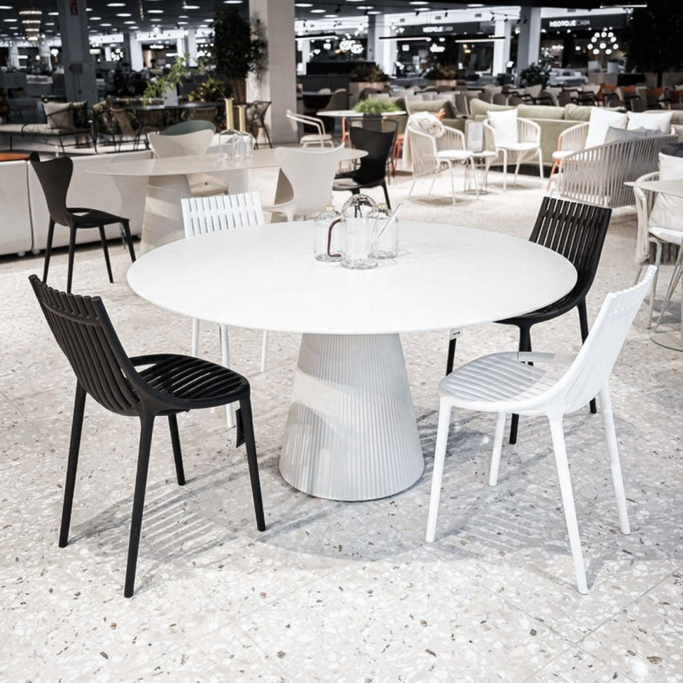 Обеденный стол Vondom Gatsby h73 x диаметр 139 см - материал