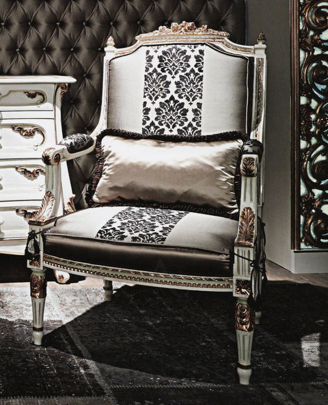 Кресло Dafne Asnaghi interiors La boutique L12401