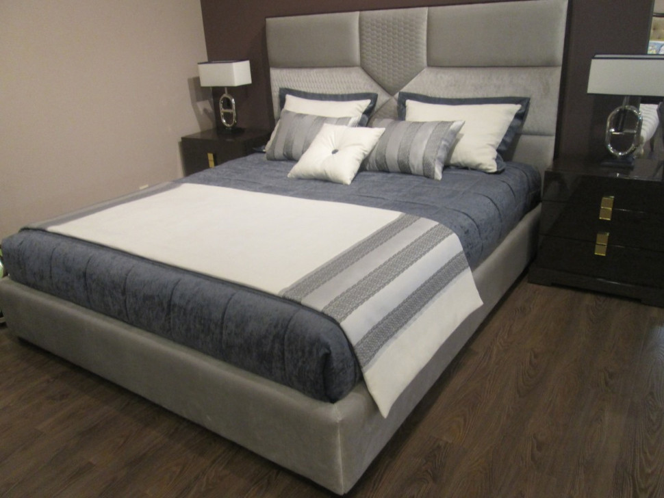 Forli Комплект покрывало, плед, 5 подушек Fratelli Barri Te X Tile nc40017